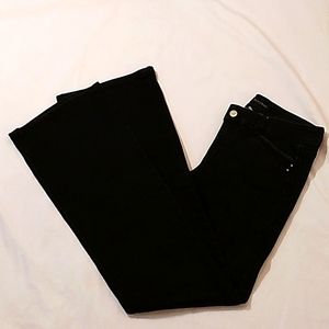 SALE! WHITE HOUSE BLACK MARKET BLACK MODERN FLARE JEANS